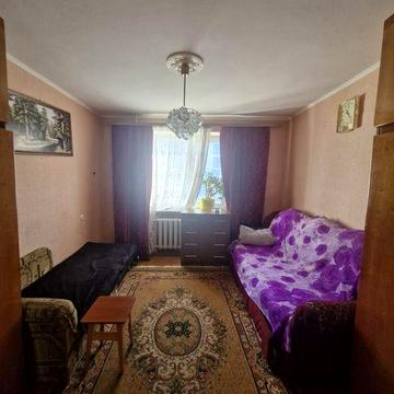 Продається двокімнатна квартира по вулиці Грушевського