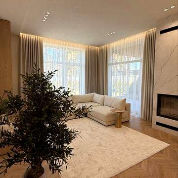 Преміальний будинок з ремонтом  210 м². Закритий КМ. Басейн. Газ