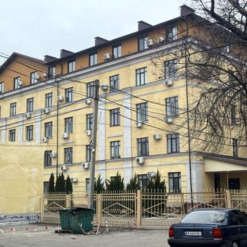 Продам двохрівнева квартира, центр ,вул.Богдана Хмельницького 12А