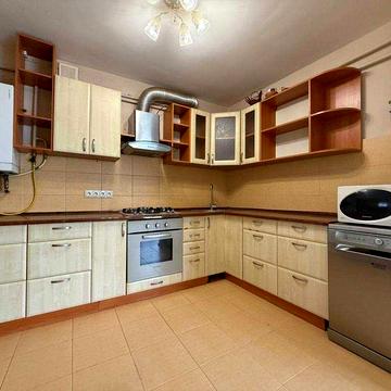 Продаж 3 кімнатної квартири