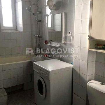 Продаж 2 кімн Чикаленка Євгена (Пушкінська), 31б Шевченківський центр