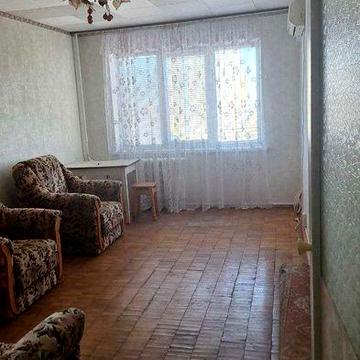 Продається 1-кім кв. Вул. А. Мельника (Генерала Тупікова),14-г