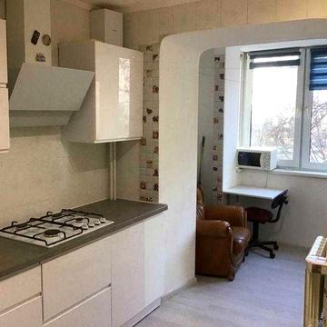 Продам 1к квартиру Позняки вул. Драгоманова, Ахматовой 7/15