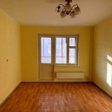 Гмирі 13, продам квартиу, Осокорки, Позняки,  830у.о за м. кв