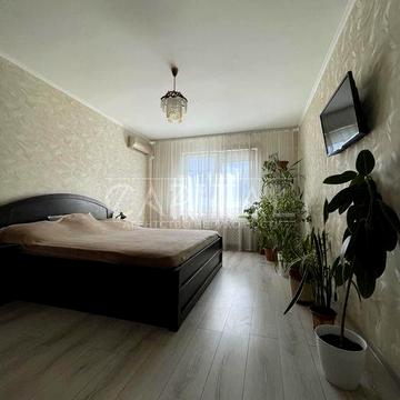 Продаж квартири з двома окремими спальнями! Повністю укомплектована!