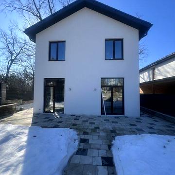 Продаж 4к Дім Інститутська вулиця