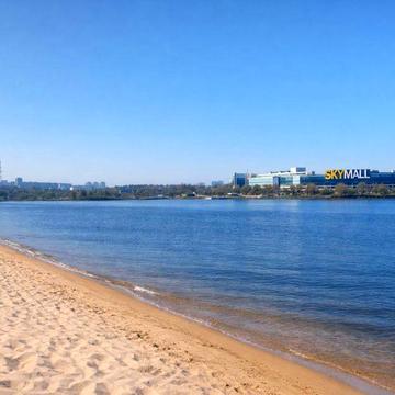 Будинок біля Дніпра в Києві | 200 м² | 6 соток | 100 м до води