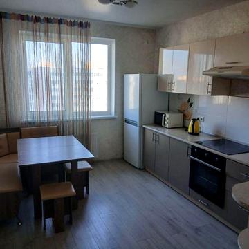 Сдам 1 комн квартиру в Кадоре на Сахарова,генератор