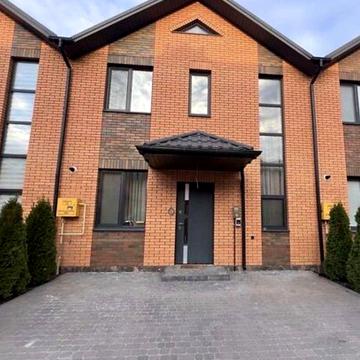 Продам таунхаус 90 кв м селище Березина