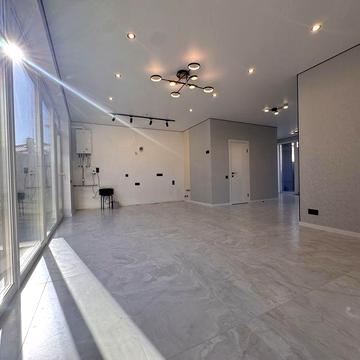 Дуплекс з сучасним ремонтом 120м2