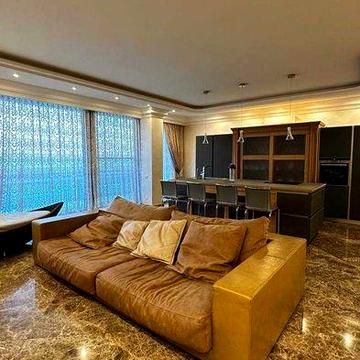 Продам квартиру с ремонтом в 50-ти шагах от моря. ЖК Яхт-клуб Совиньон