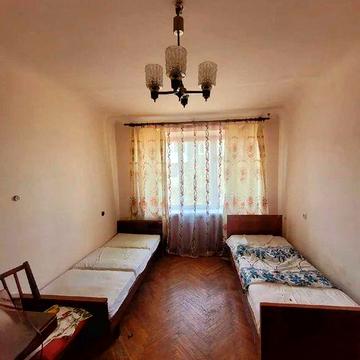 2 кімнатна в центрі Івано Франківська  вул Слави Стецько