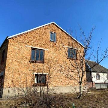 Продаж 2 пов. будинку, м. Кременець