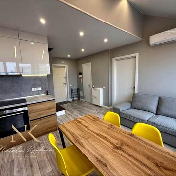 Дворівнева квартира з великою терасою. Комфорт Таун