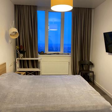 Завальна вул., 10-Г