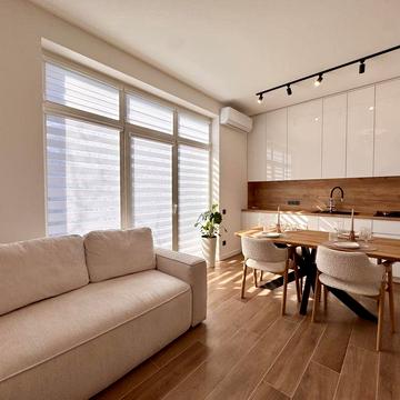 Дуплекс 110 м2 з авторським ремонтом і каміном