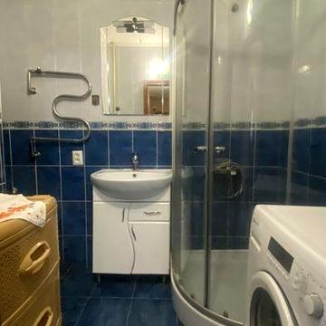 Продається 2 кімнатна квартира з Агв  по  вулиці Келецькій