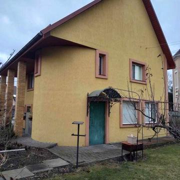 Продається дача у садовому товаристві "Вишеньки-2"