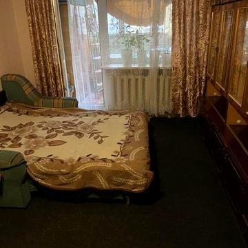 Оренда  1 кім кв пер  Квітневий 1 в Виноградар