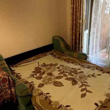 Оренда  1 кім кв пер  Квітневий 1 в Виноградар