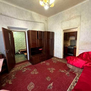 Продається 2х кімнатна квартира, р-н Пивзаводу. Ціна з оформленням.