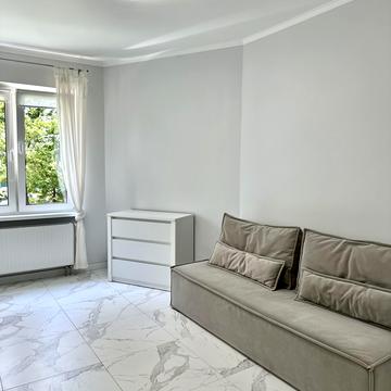 Юлії Здановської вул. (Ломоносова), 83-Г