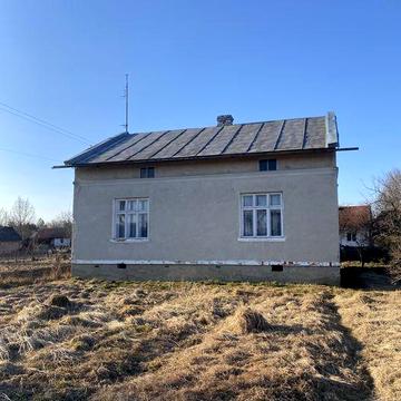 Цегляний будинок