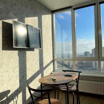 Аренда студії, вул. Ракетна 24. є генератор.