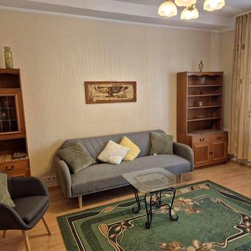 Здам без комісії 3-х кімн.квартиру біля метро Палац України.