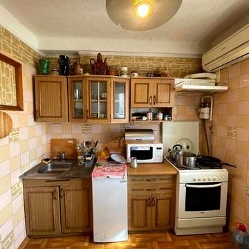 Продаж 2-х кімнатноі квартири Дегтярівська 10