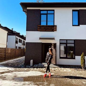 Якісний дуплекс під чистову з власним підвалом біля парку. Гостомель!