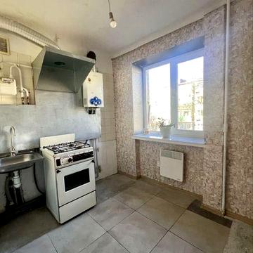 Продам 3х кімнатну квартиру.3й поверх