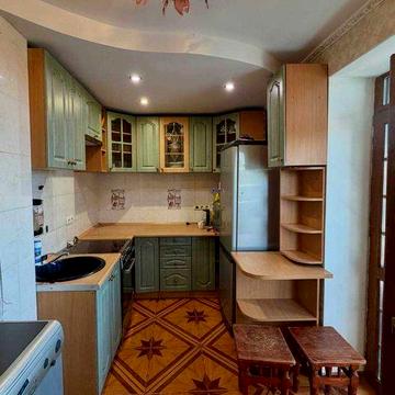 Продам 2-к квартиру с ремонтом, 3/14 эт, на Таирова (204408 ОФ)