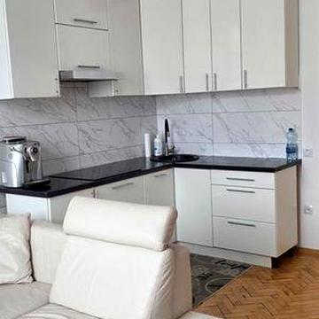 Продаж 2к пл.Липнева з сучасним дизайнерським ремонтом