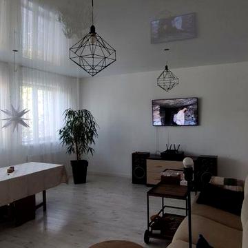 Сучасний дом Роменська