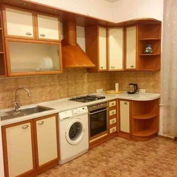 Вул.Хрещатик 15,в центрі Києва ,роздільна 3к квартира.Хрещатик!