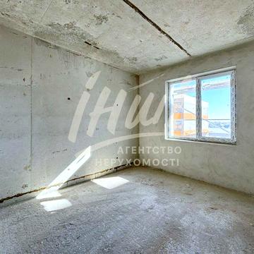 2-кімнатний сирець в новобудові по вул Незалежності