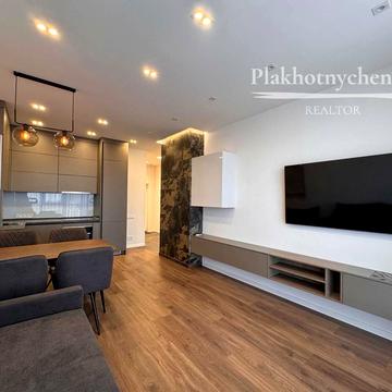 Сімферопольська вул., 2-К