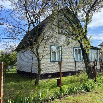 2-х поверхова дача в С/Т Хімік