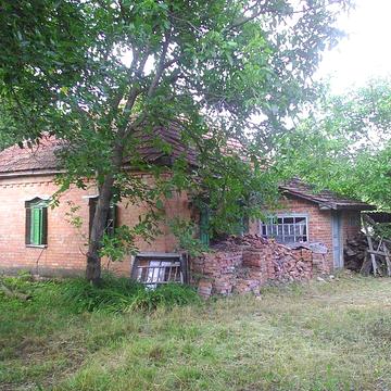 Дача Будинок в 10 км від м. Миргорода з ділянкою 140 соток землі