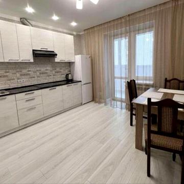 Здається однокімнатна в р-н Майдану