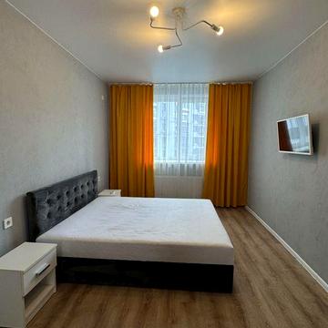 Оренда нової однокімнатної квартири в ЖК Авіатор