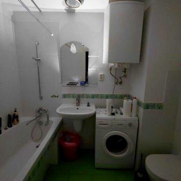 Щорса\Черемушки 2х комнатная 50м в кирпичном доме отличное состояние