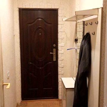 Сдам 2х.к. Квартиру м. Студенческая. Валентиновская 23. 6.000+ СВЕТ