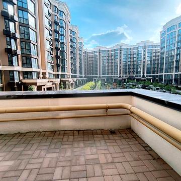 З терасою! 1 Кім на центральній алеї ЖК Софія Резиденс