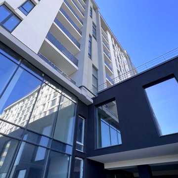 Продаж 1к Квартира Надрічна вулиця ЖК Kniahynyn-Center