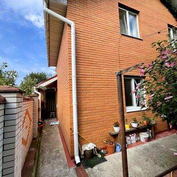 Оренда затишного будинку з садом та барбекю Петропавлівська борщагівка