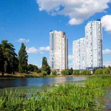 Простора кв-ра 83м² • кухня-вітальня 41м² • генератор • Лівобережна