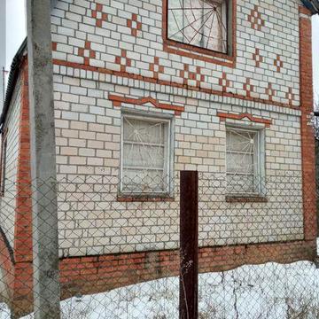 Будинок біля мерефи два поверхи