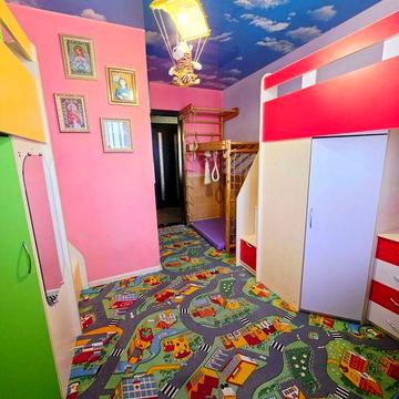 Продаж 3-кімнатної квартири з видом на річку